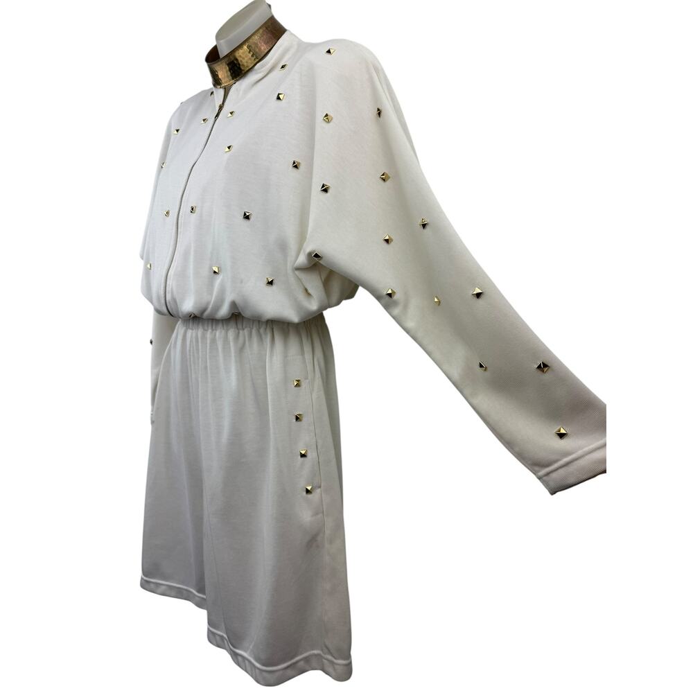 ❌Sold❌Vintage 90's cotton gold studded white batwing romper - Picture 6 of 6